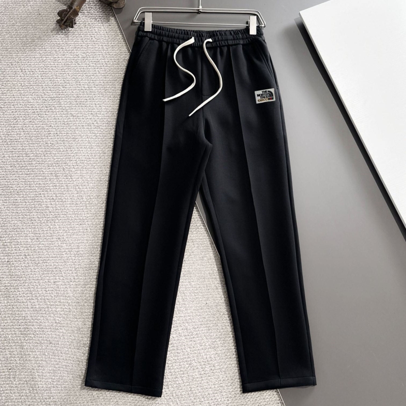 G*u*i pants